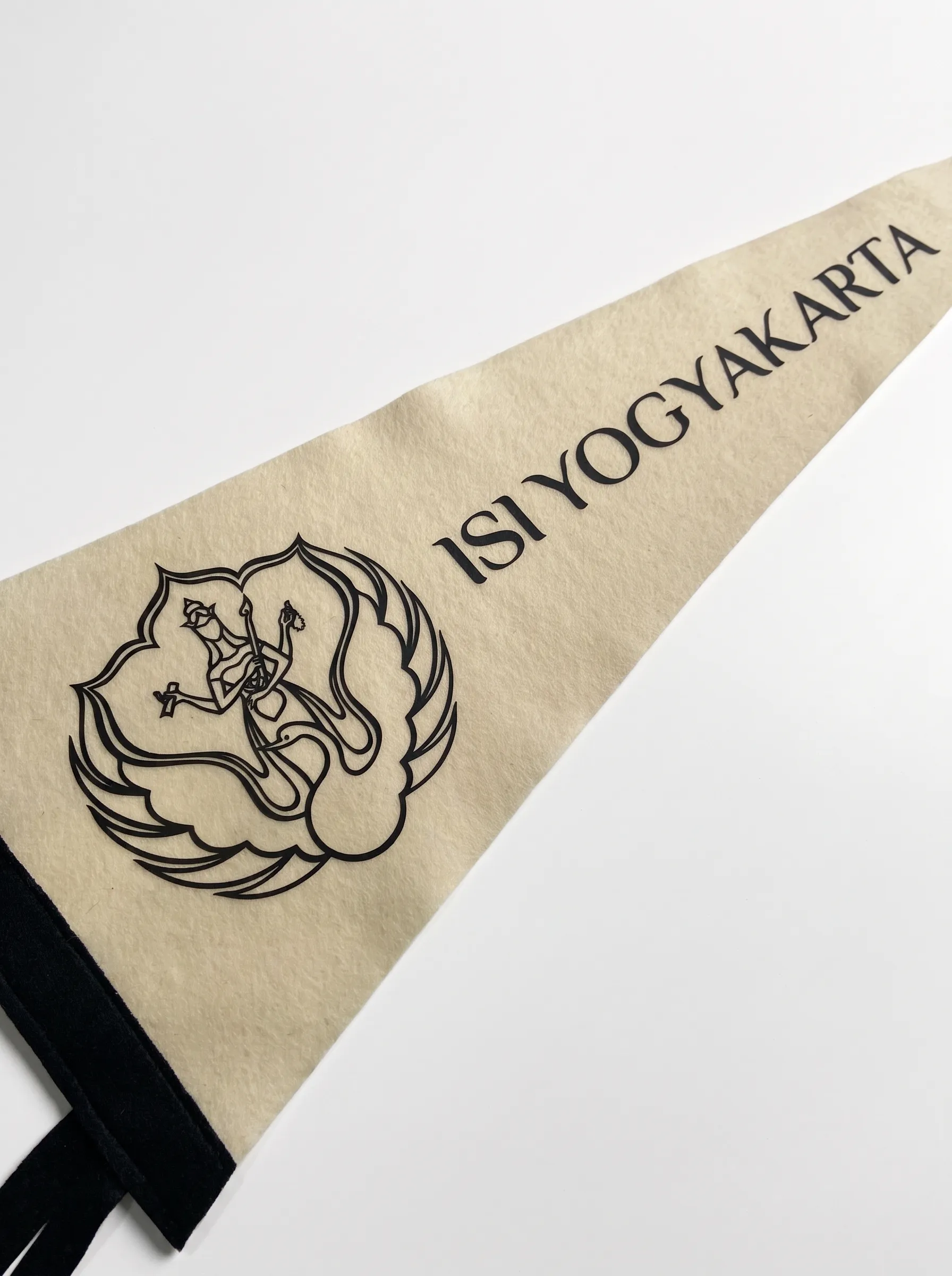 Institut Seni Indonesia Yogyakarta Pennant