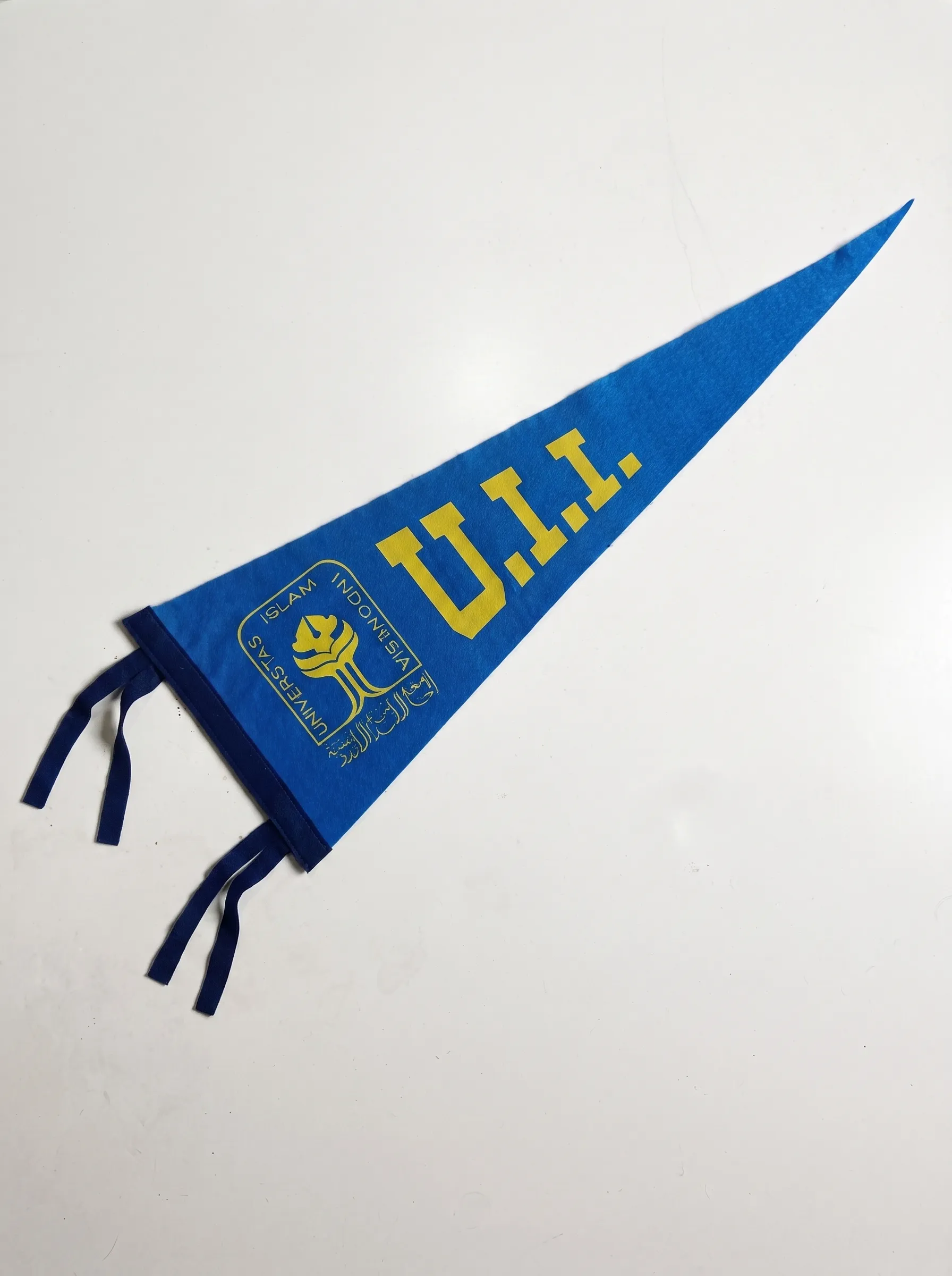 Universitas Islam Indonesia Pennant